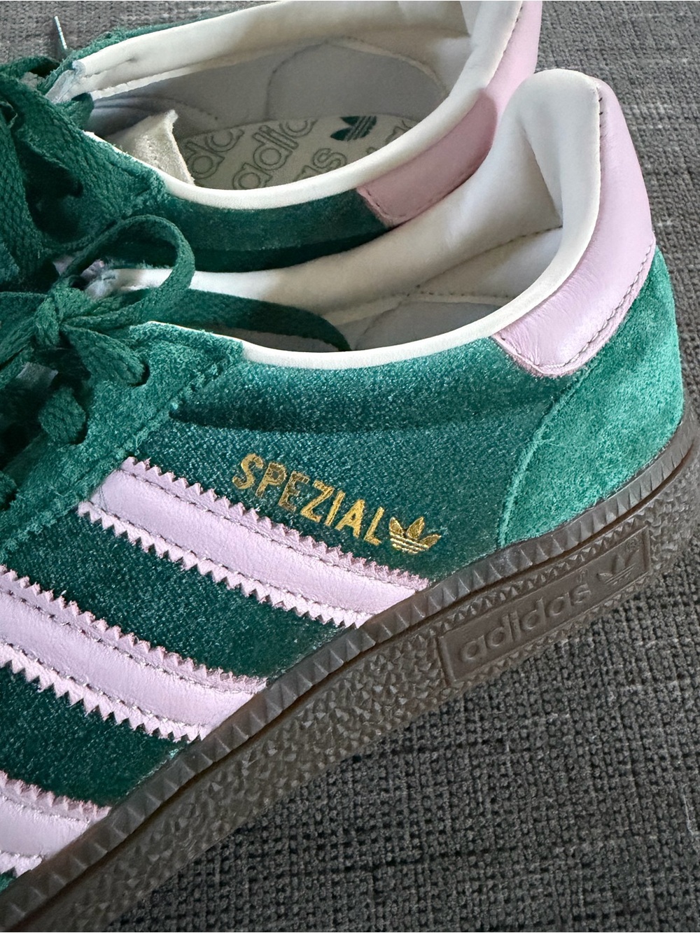 Adidas Handball Spezial in Collegiate Green & Pink Sneakers Womens 7.5 - Picture 2 of 7